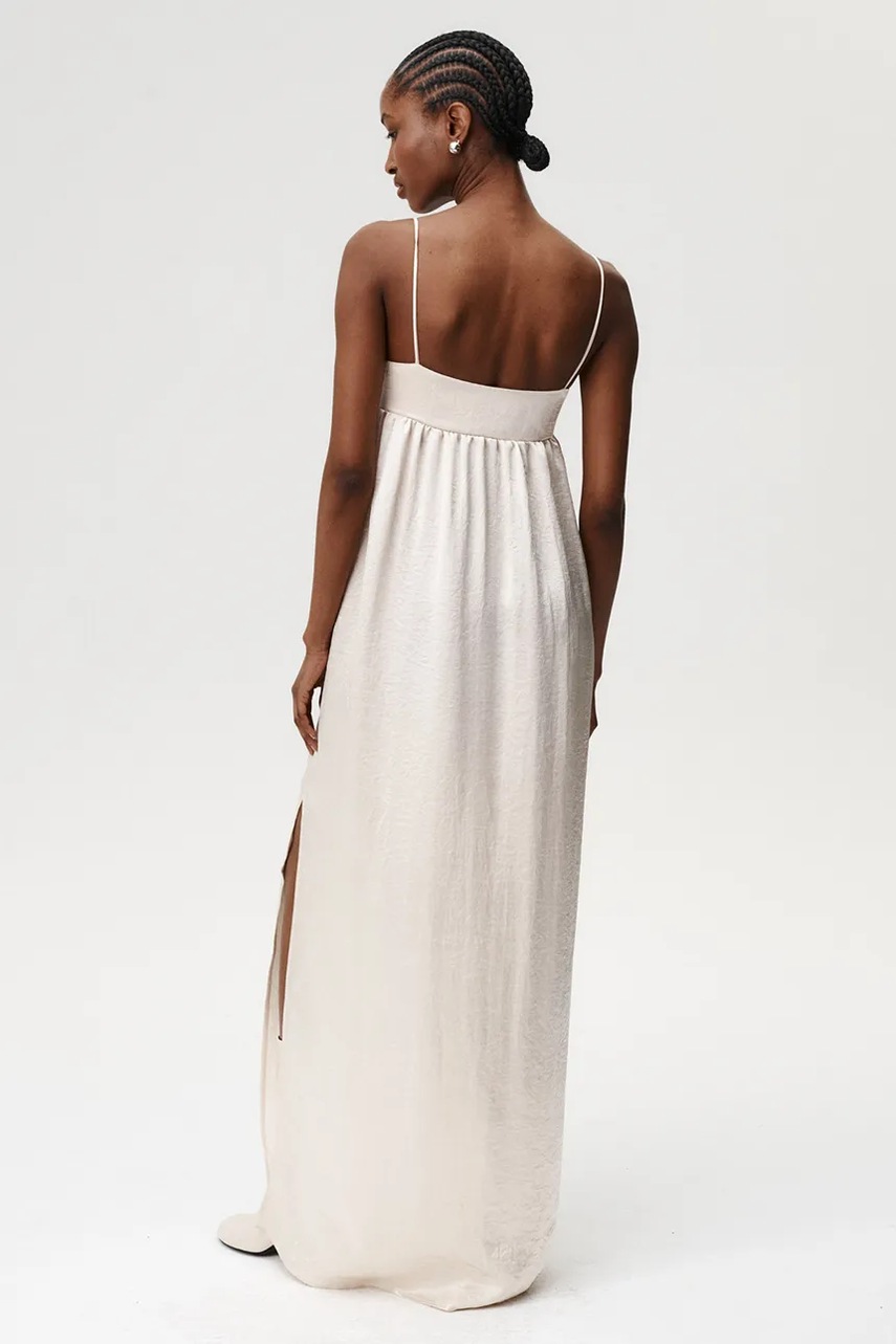 Сукня Undress Code колір бежевий maxi oversize 1038