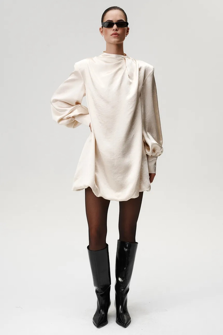 Сукня Undress Code колір бежевий mini oversize 1040