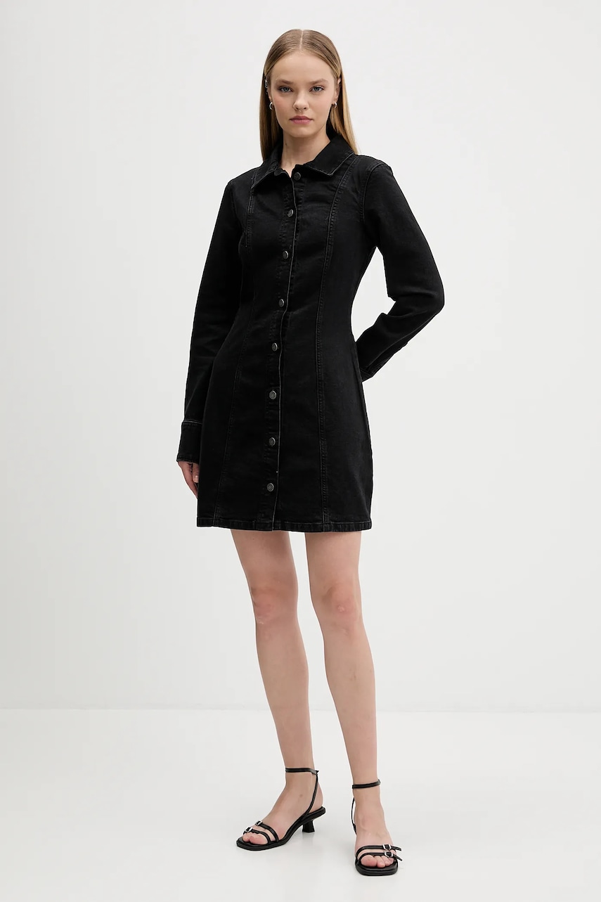 Джинсовое платье Guess Jeans цвет чёрный mini расклешённое W5BK48 D0831 Джинсовое платье Guess Jeans цвет чёрный mini расклешённое W5BK48 D0831