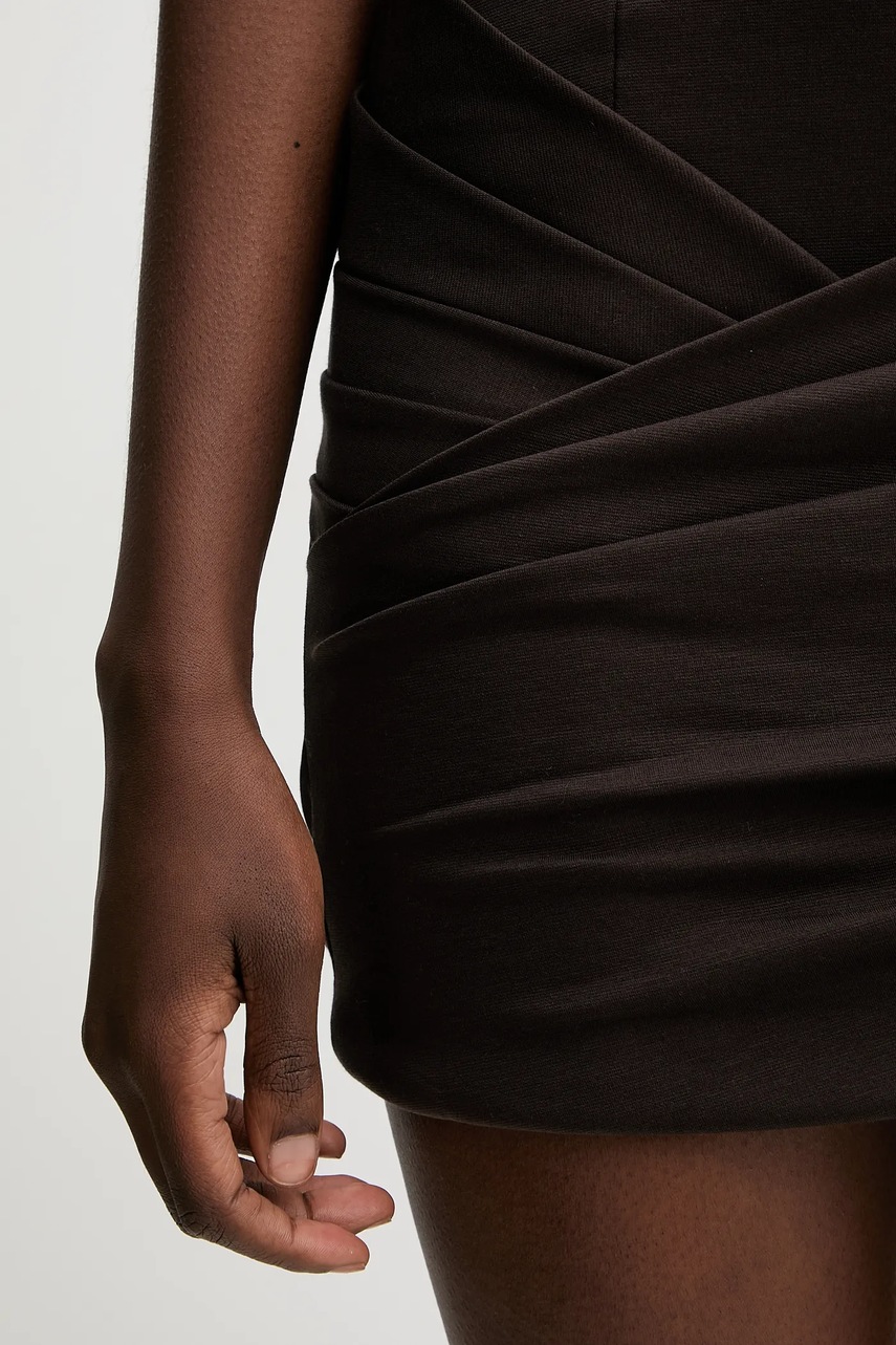 Φόρεμα La Mania BLANCA χρώμα: καφέ, BLANCA φωτογραφία