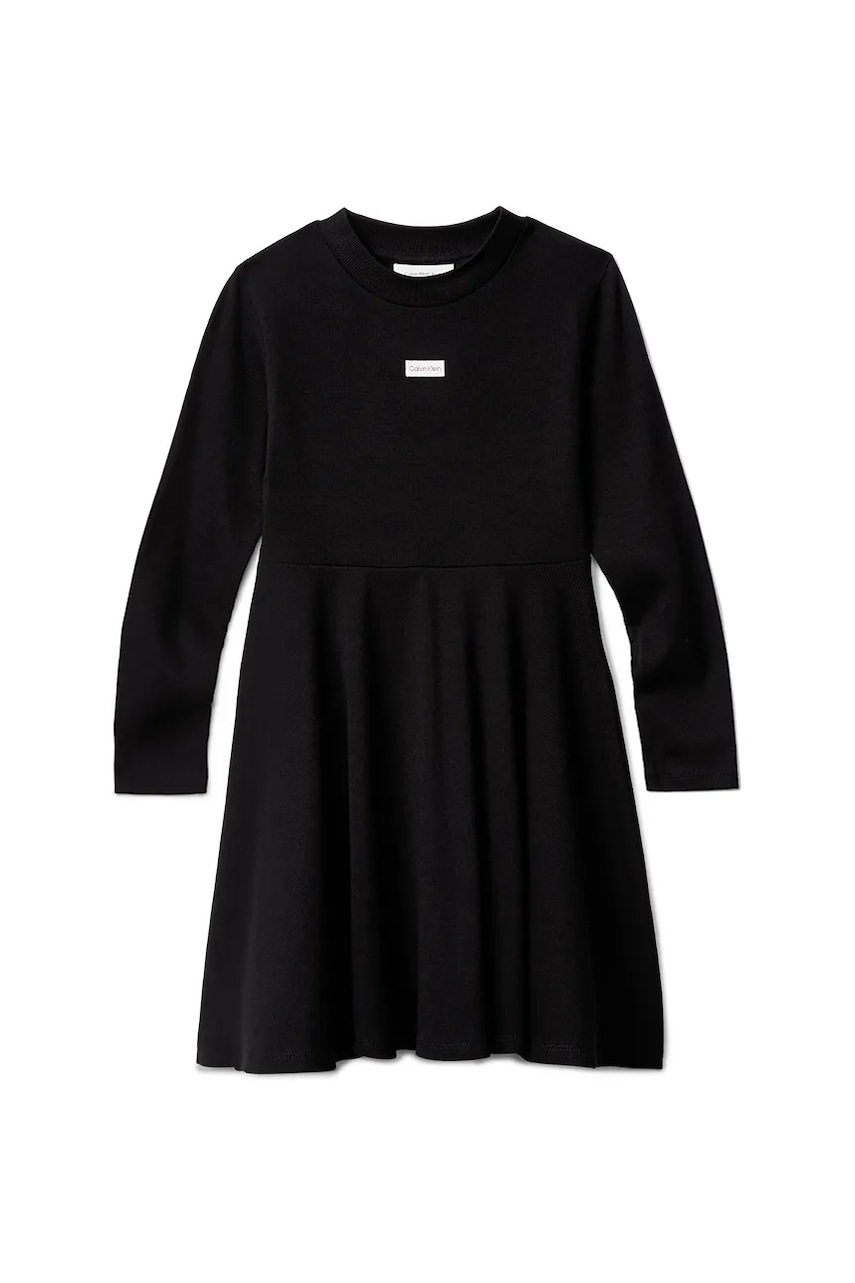 Детское платье с хлопком Calvin Klein Jeans цвет чёрный mini расклешённое IG0IG03008 Детское платье с хлопком Calvin Klein Jeans цвет чёрный mini расклешённое IG0IG03008