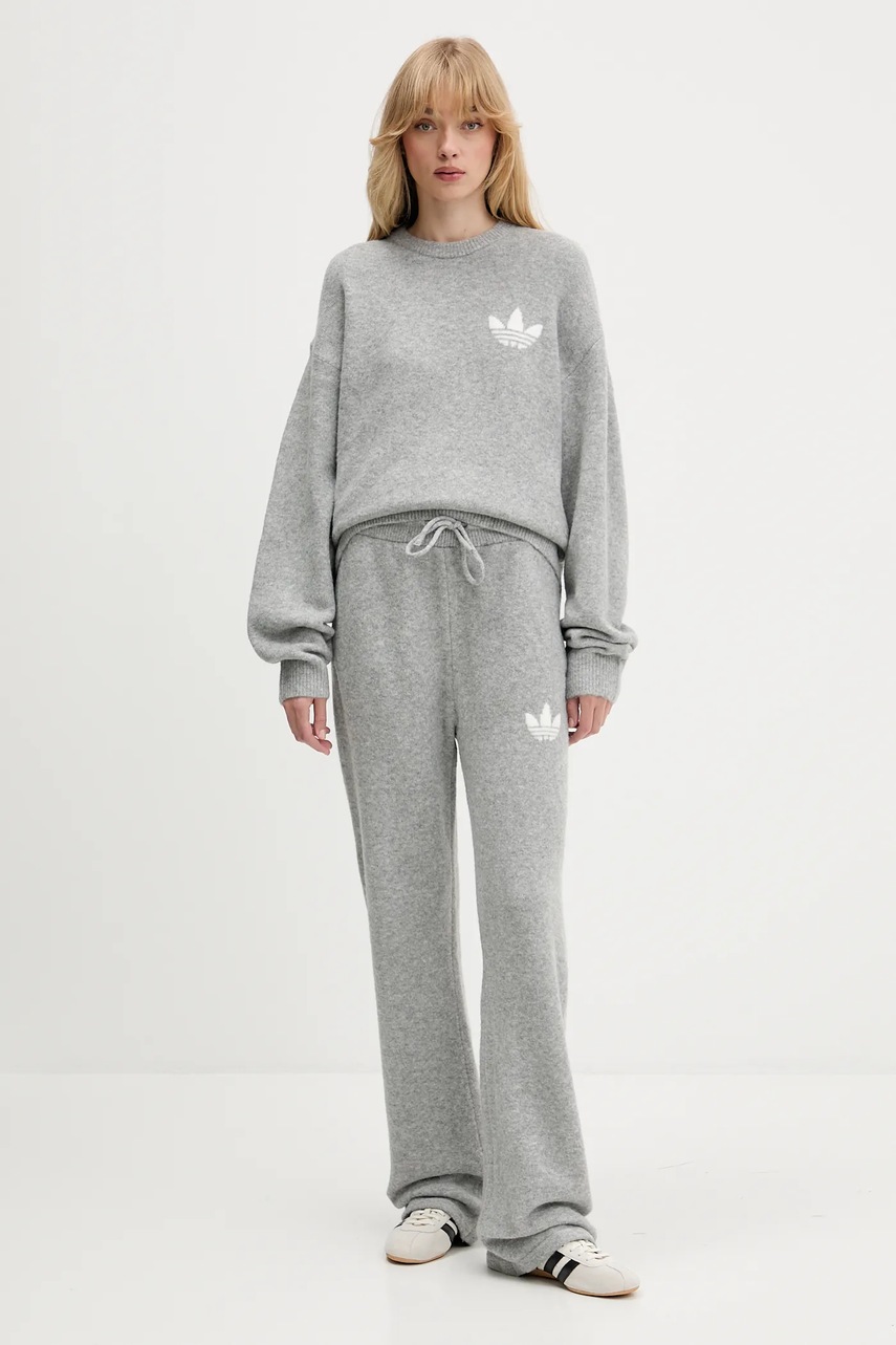 Штаны с примесью шерсти adidas Originals Knitted Pants цвет серый однотонные KF2534