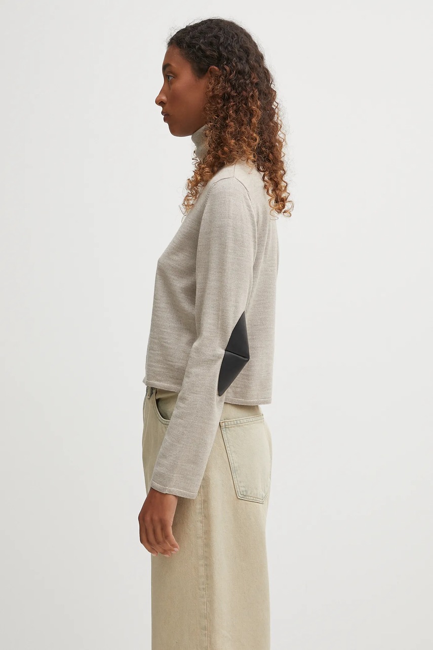 Шерстяной свитер MM6 Maison Margiela цвет бежевый лёгкий с гольфом S52HA0296.M13133.806M