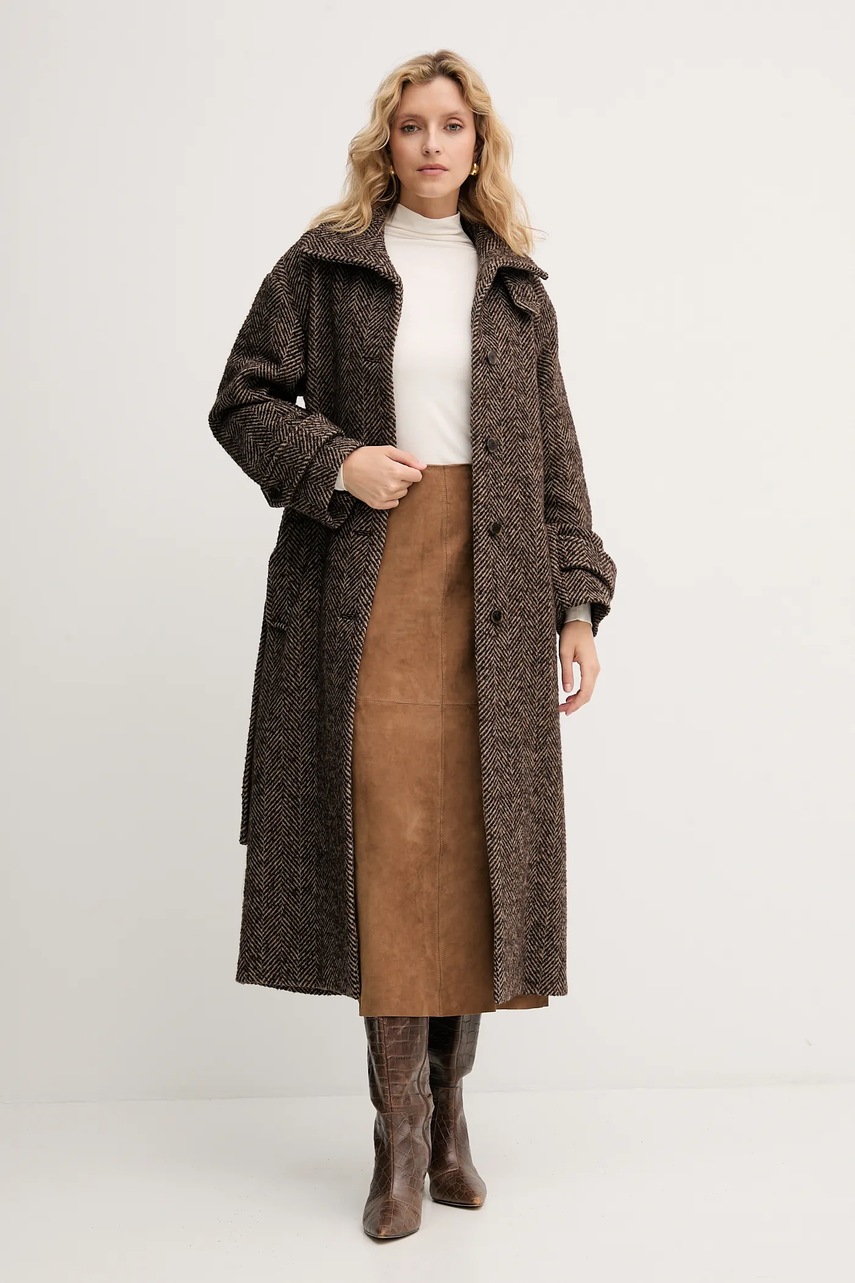 Лонгслив Marella Emme by Marella цвет бежевый с гольфом 2525946031200