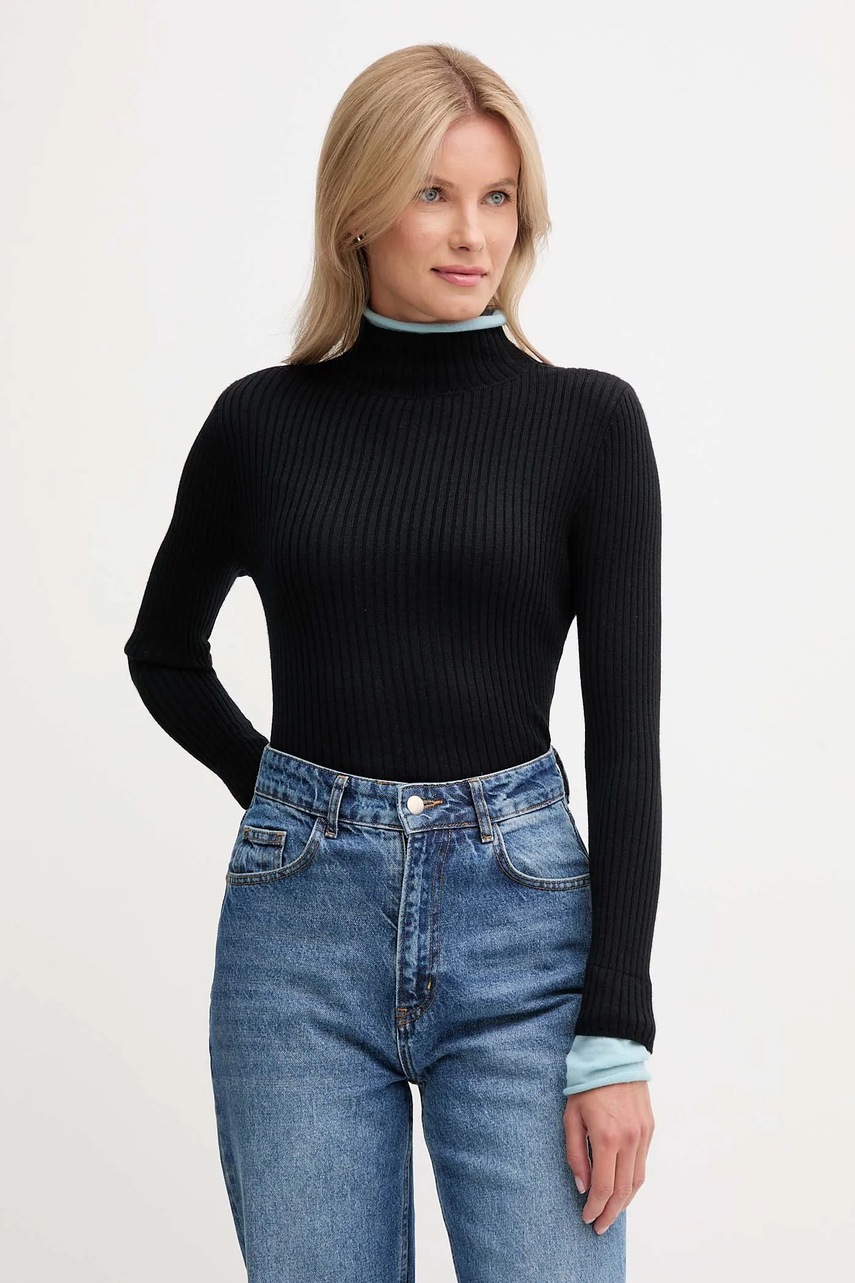 Levně Svetr s příměsí vlny Calvin Klein Jeans černá barva, s pologolfem, LV044D314G