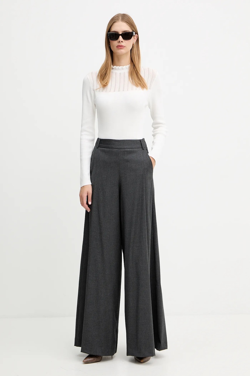 Свитер Morgan цвет белый лёгкий с полугольфом MSNOWI