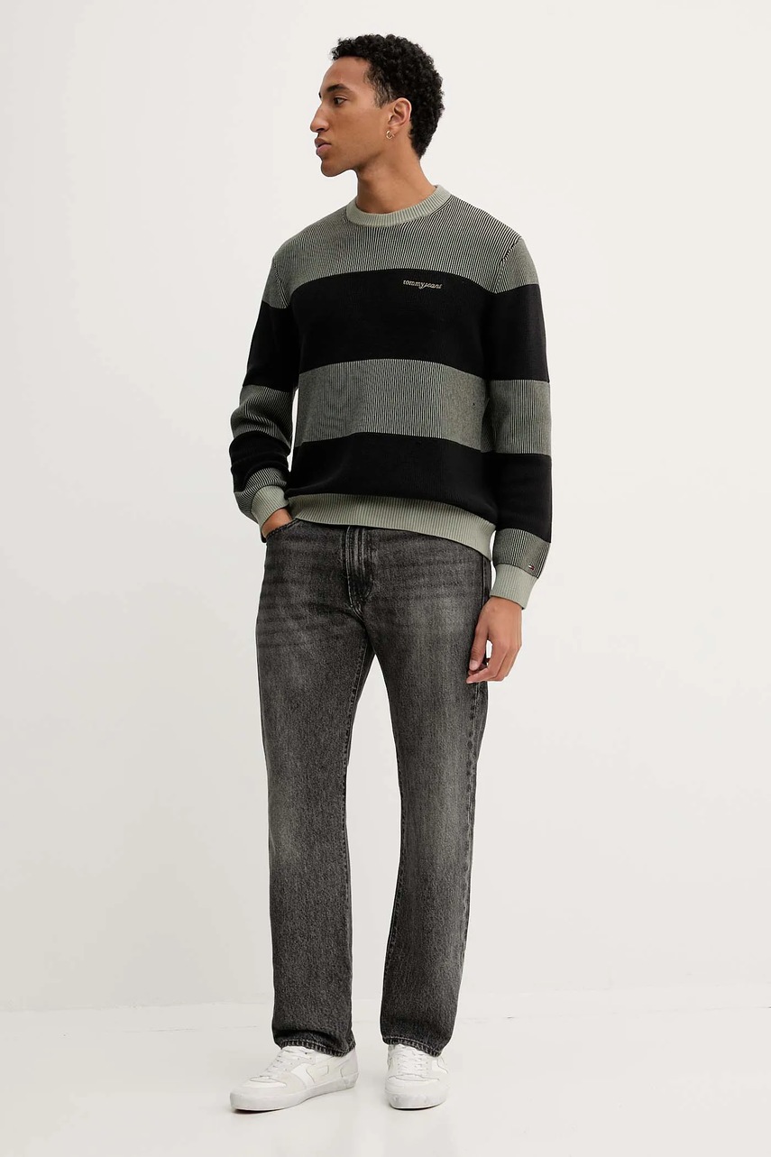 Хлопковый свитер Tommy Jeans цвет зелёный  DM0DM22110