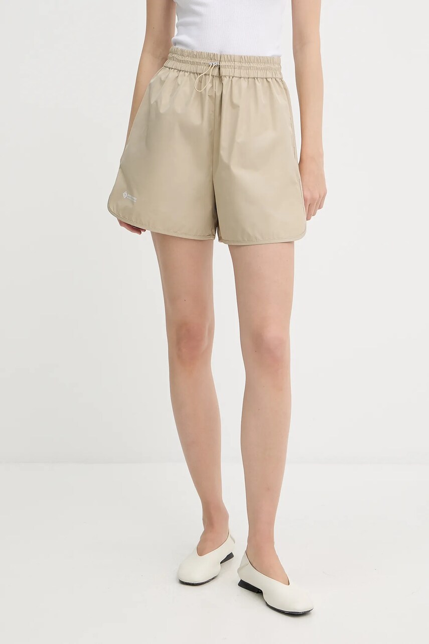 Samsoe Samsoe pantaloni scurți SAYUNA culoarea bej, uni, high waist, F25200004