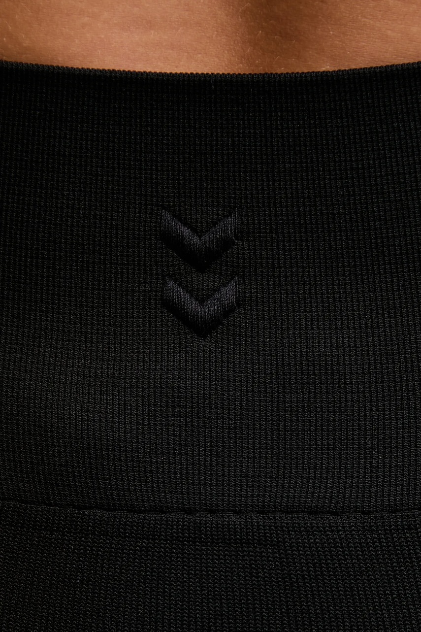 Σορτς προπόνησης Hummel φωτογραφία