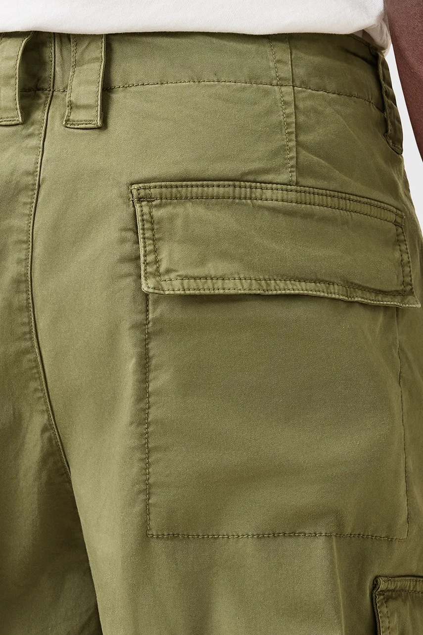 Βαμβακερό σορτσάκι AllSaints FLYNN φωτογραφία