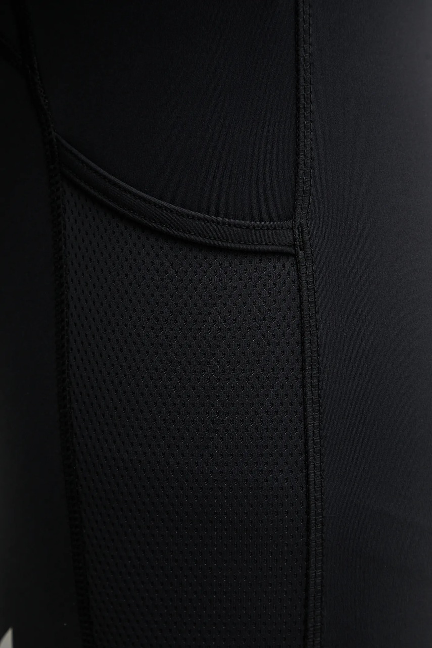 Σορτς προπόνησης Hummel φωτογραφία