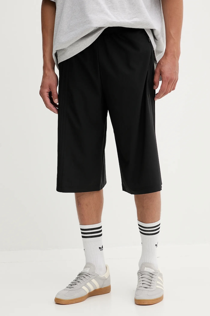 adidas Originals pantaloni scurți Firebird culoarea negru, JV9947