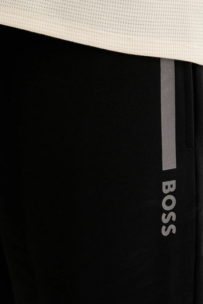 Βαμβακερό σορτς BOSS χρώμα: μαύρο, 50545560 φωτογραφία