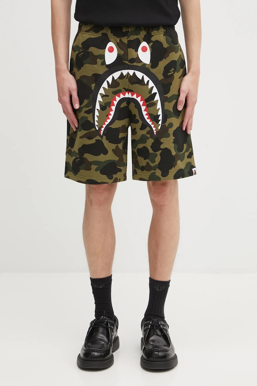 A Bathing Ape szorty bawełniane Camo Shark