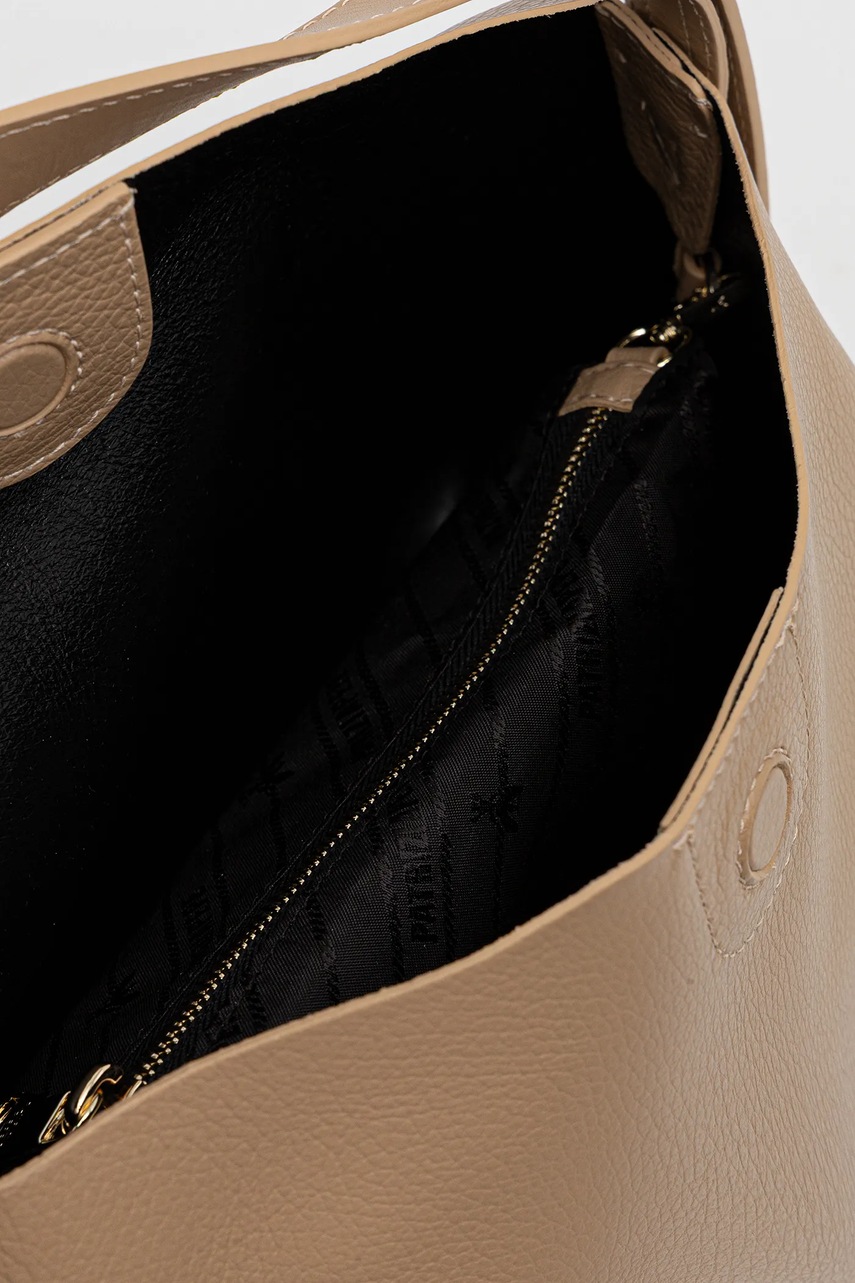 Δερμάτινη τσάντα Patrizia Pepe χρώμα: μπεζ, 8B0256 L148 φωτογραφία