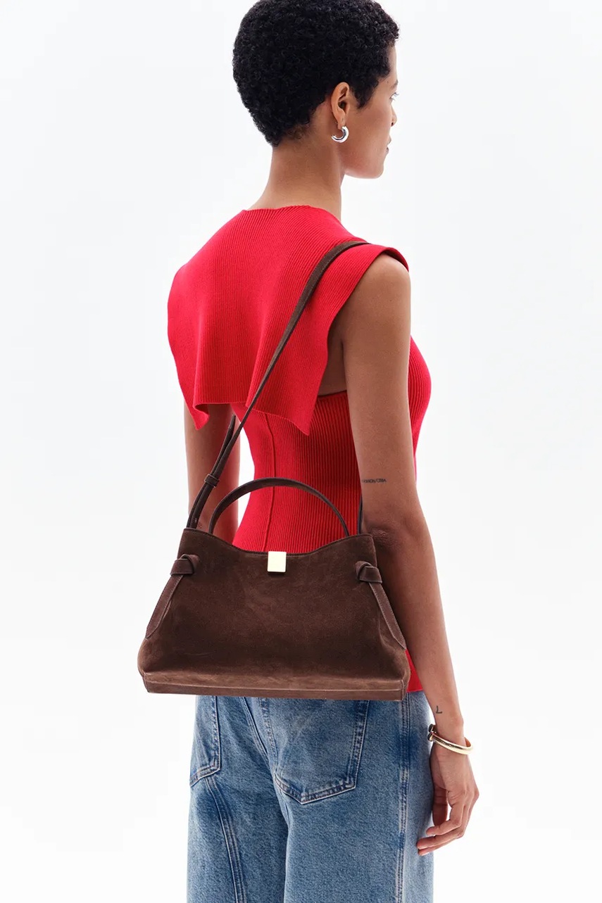 Замшевая сумочка Yuzefi GYOZA цвет коричневый YUZCO-HB-GZ-S004