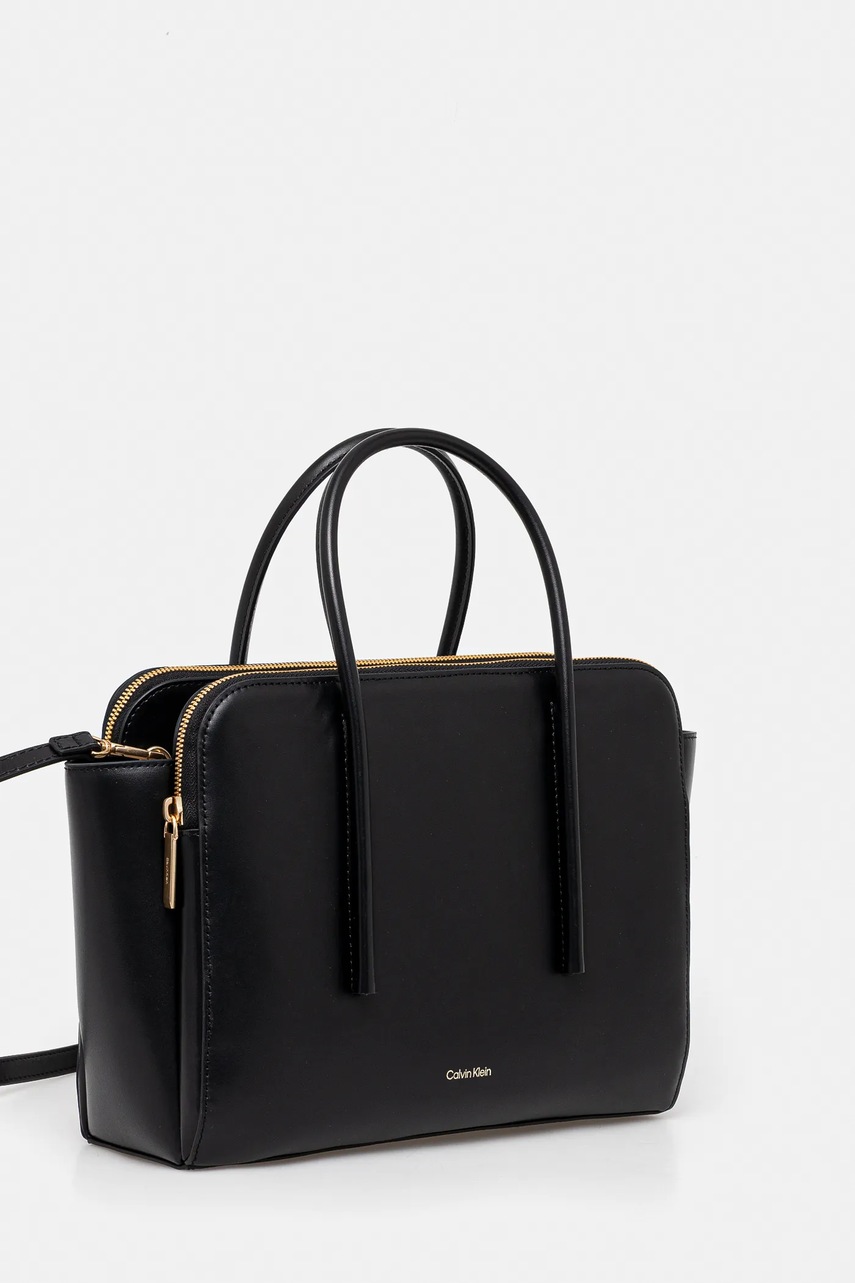 Кожаная сумочка Calvin Klein цвет чёрный LV04F3034G