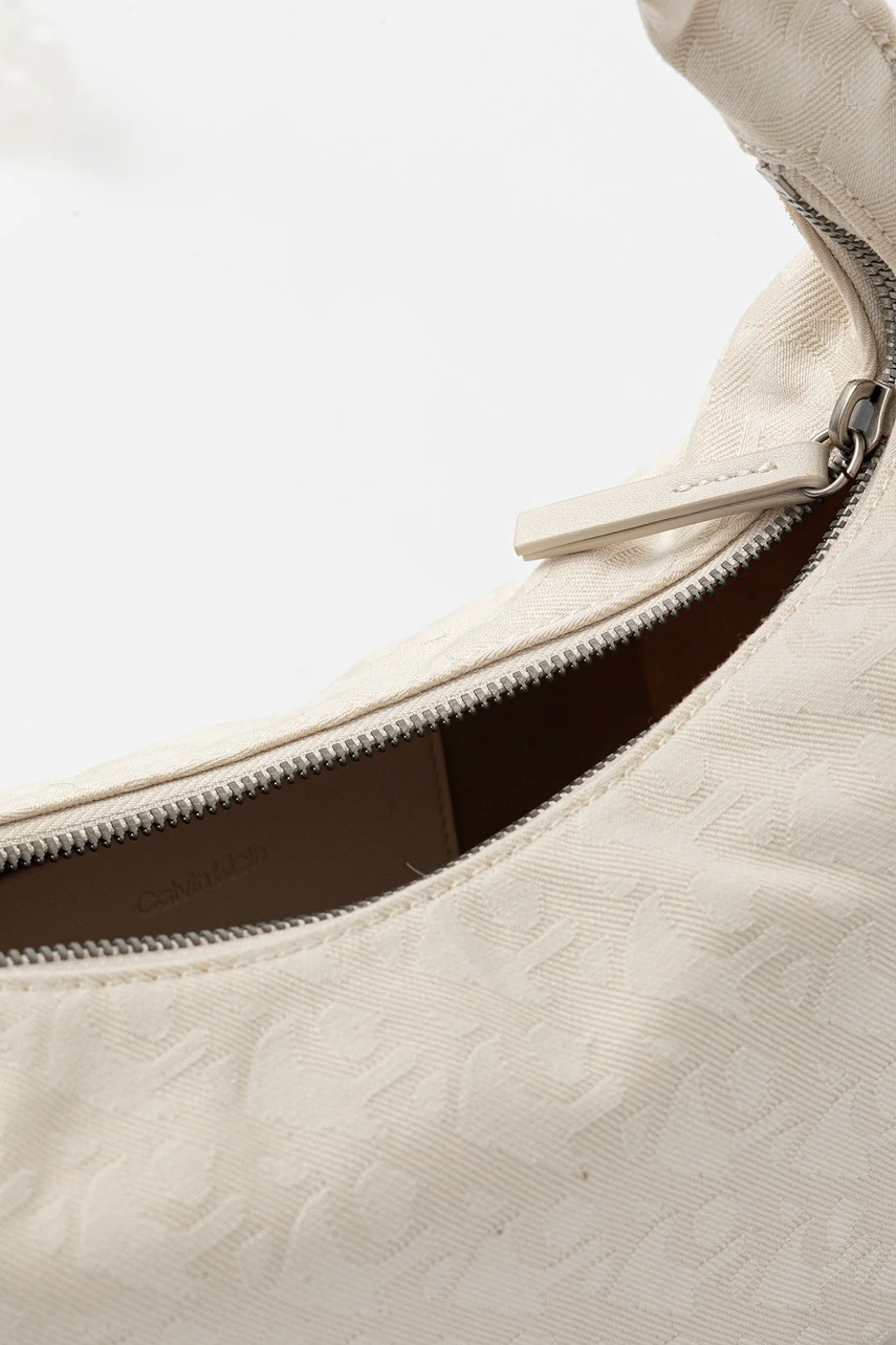 Τσάντα Calvin Klein χρώμα: μπεζ, LV04F3206G φωτογραφία