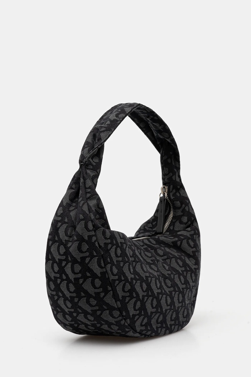 Сумочка Calvin Klein цвет чёрный LV04F3206G Сумочка Calvin Klein цвет чёрный LV04F3206G