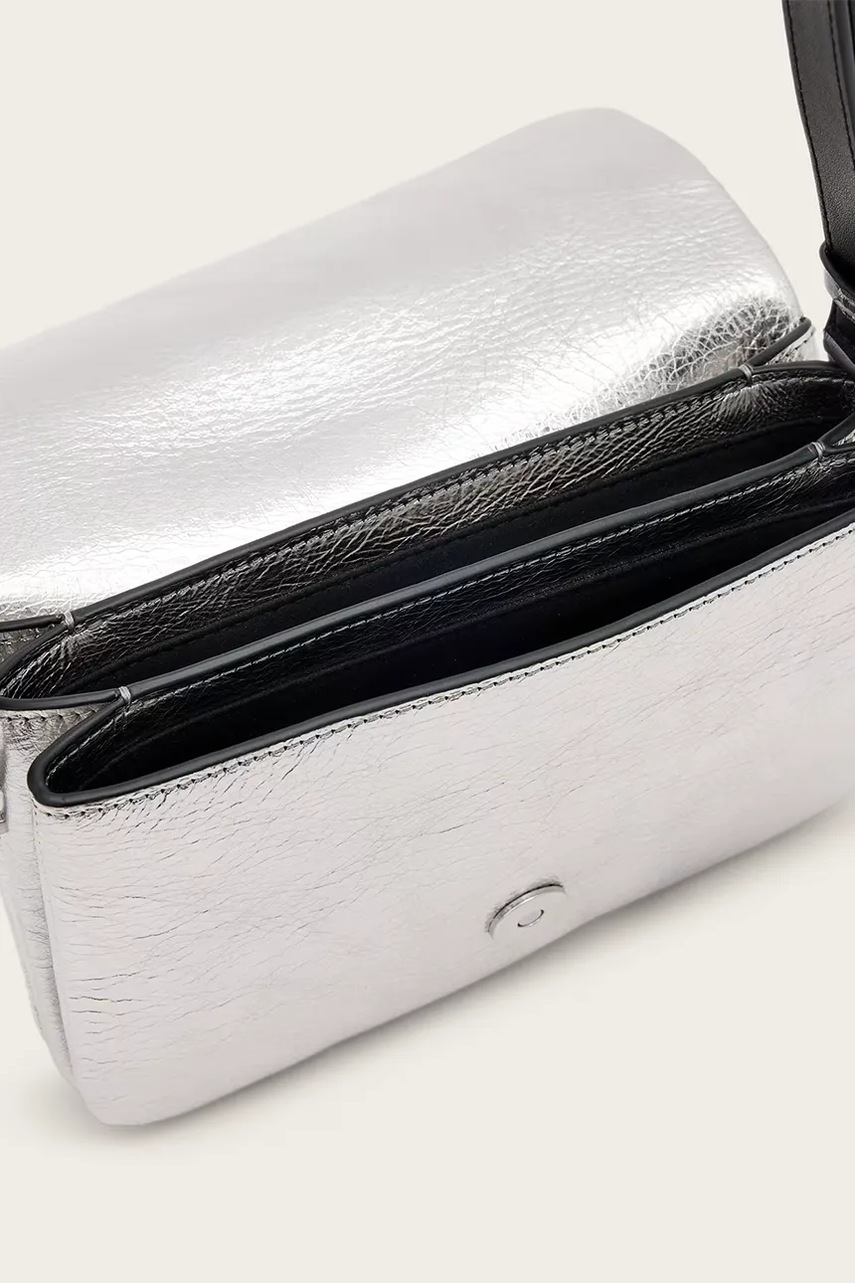 Δερμάτινη τσάντα AllSaints JUPITER χρώμα: ασημί, W331XC φωτογραφία