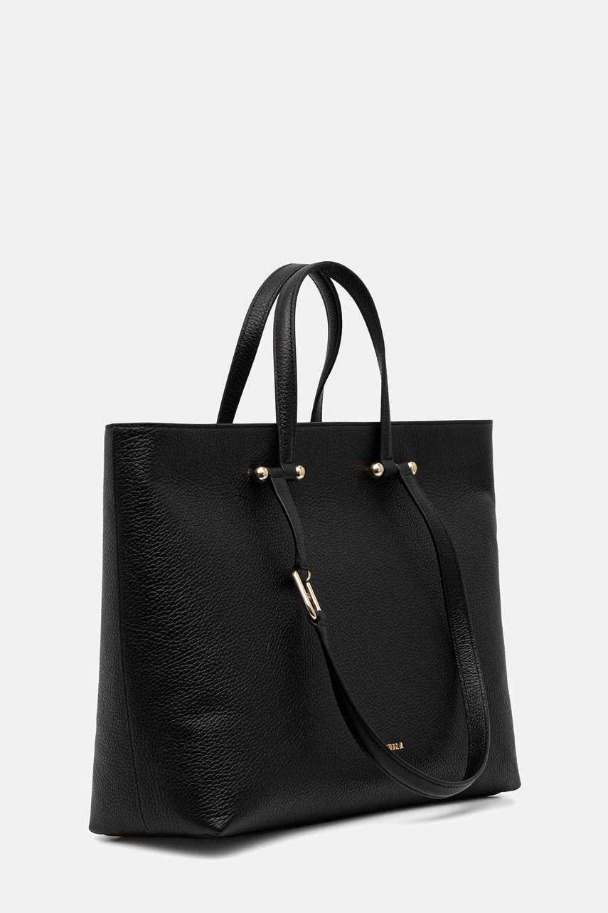 Кожаная сумочка Furla цвет чёрный WB01453.HSF000.O6000