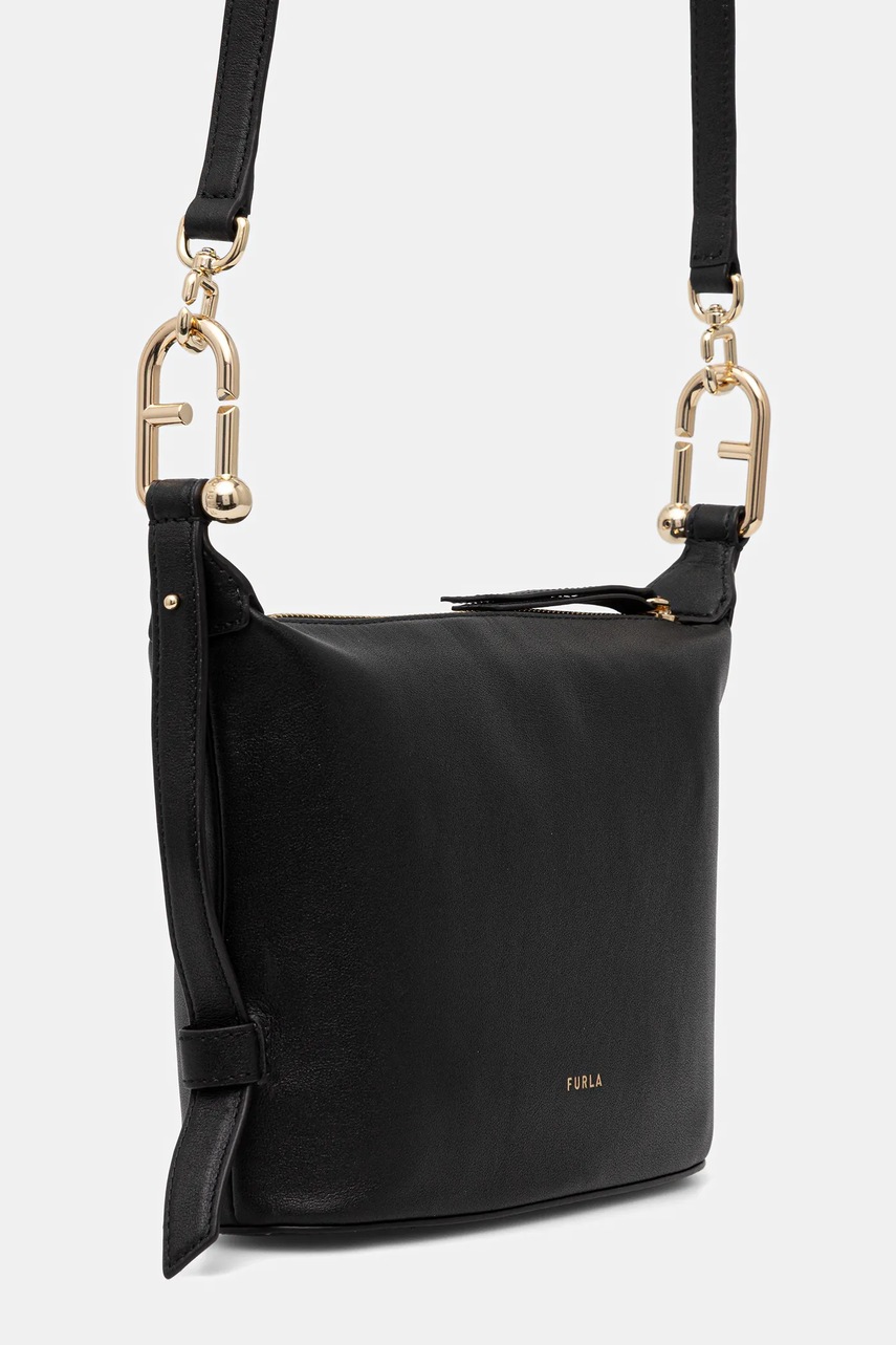 Кожаная сумочка Furla цвет чёрный WE00846.BX2045.O6000