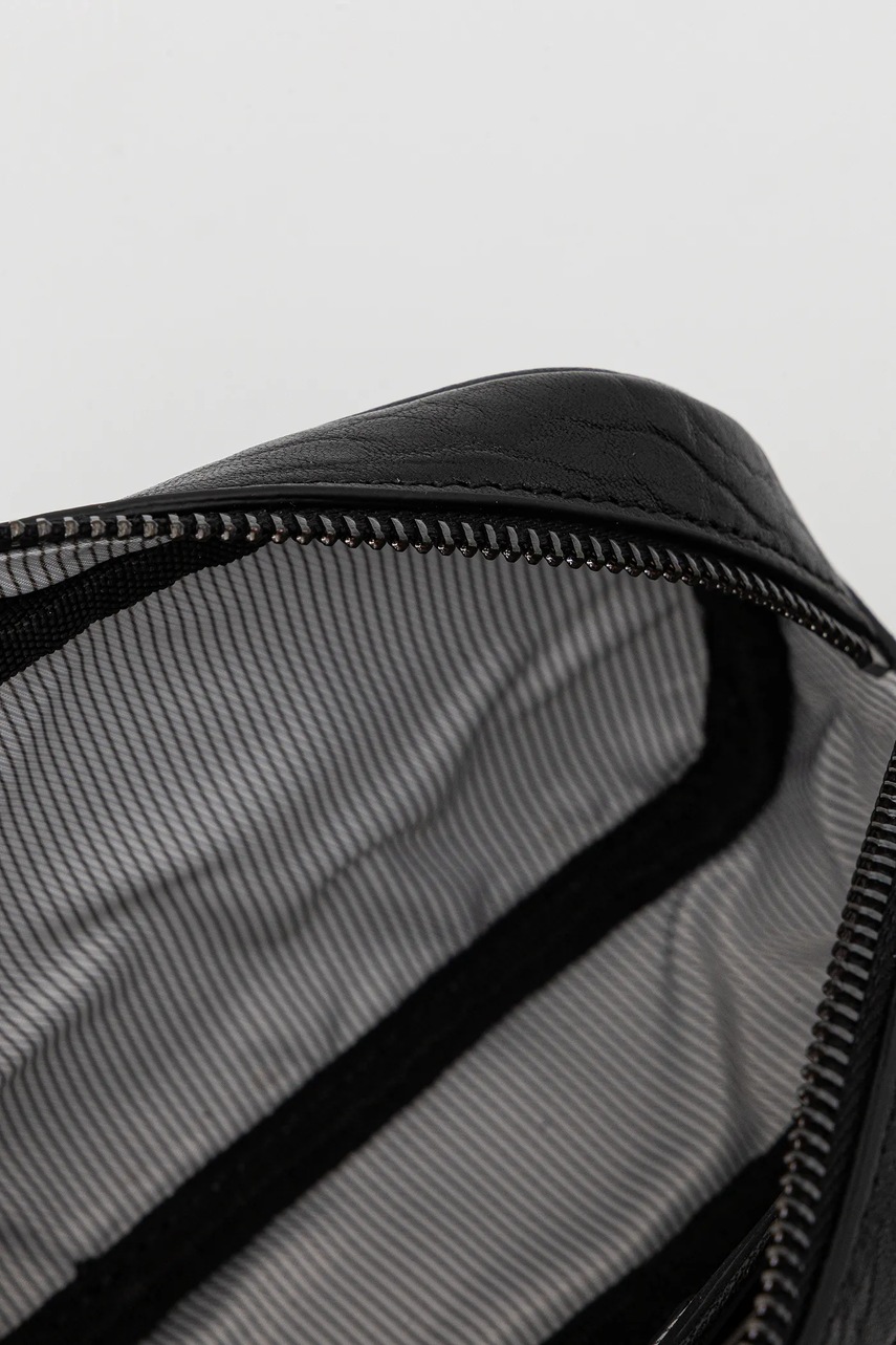 Δερμάτινη τσάντα φάκελος Weekend Max Mara CISA χρώμα: μαύρο, 2525516105600 φωτογραφία