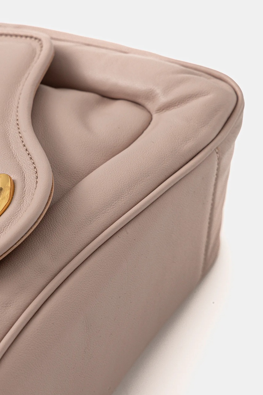 Δερμάτινη τσάντα Coccinelle COCCINELLE C-ME FLUFFY χρώμα: μπεζ, E1.SUE.12.01.01 φωτογραφία