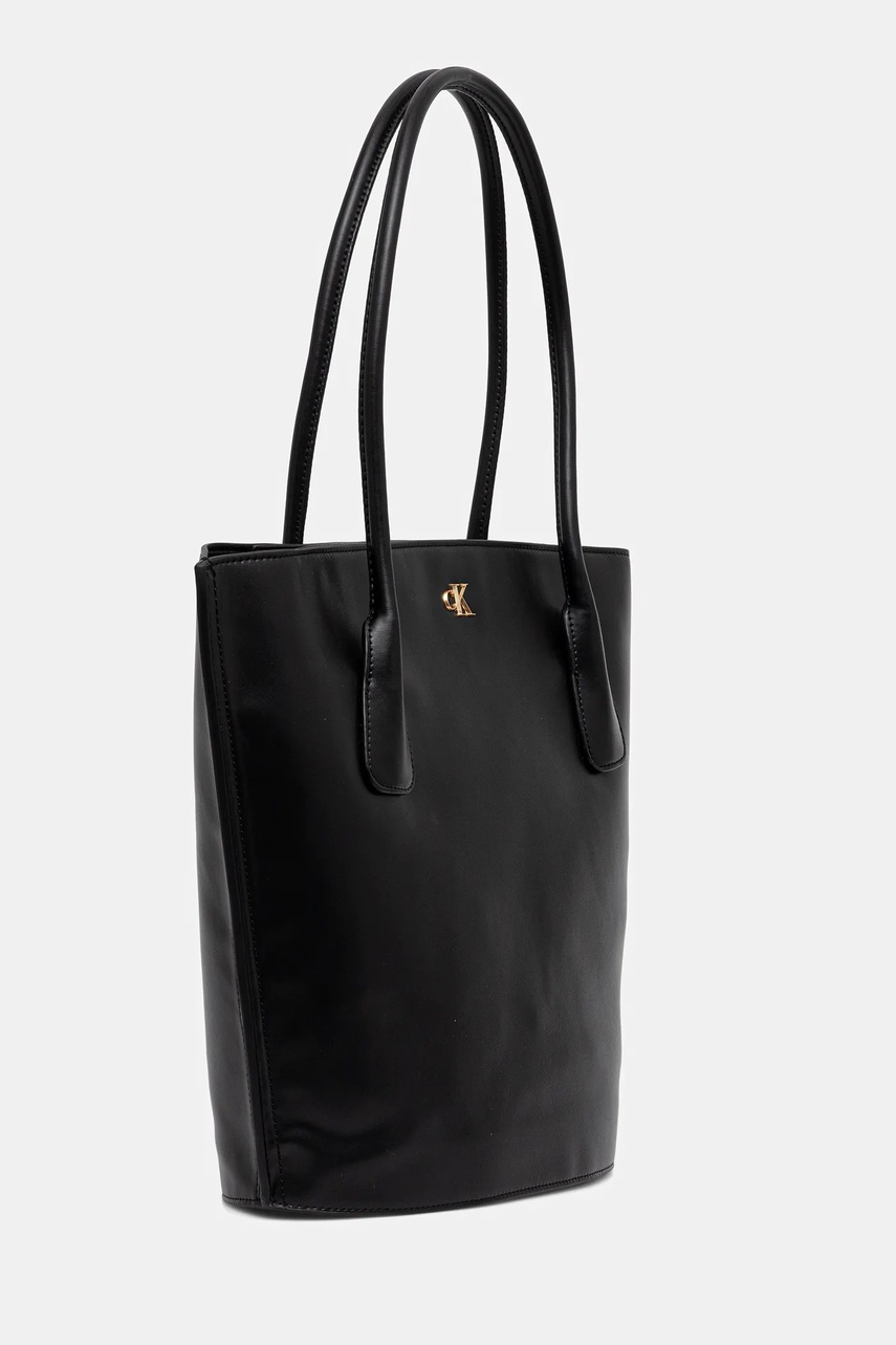Сумочка Calvin Klein цвет чёрный LV04F3168G Сумочка Calvin Klein цвет чёрный LV04F3168G