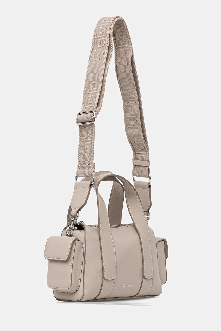 Сумочка Calvin Klein цвет бежевый LV04F3291G Сумочка Calvin Klein цвет бежевый LV04F3291G