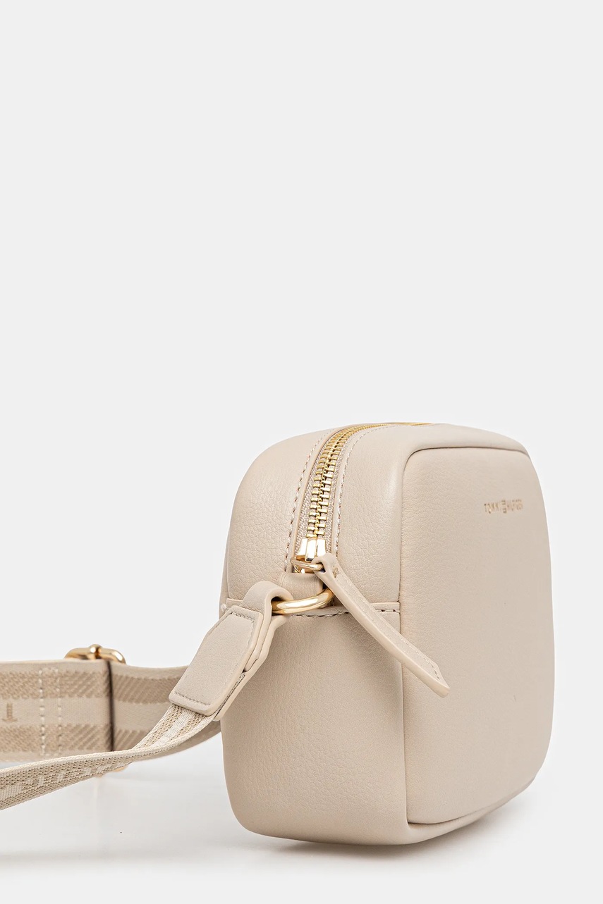 Сумочка Tommy Hilfiger цвет бежевый AW0AW17689