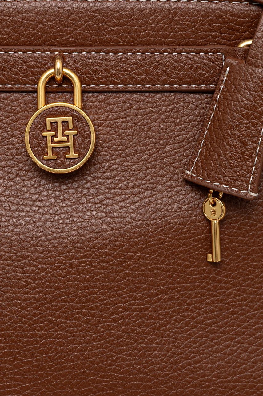 Δερμάτινη τσάντα Tommy Hilfiger χρώμα: καφέ, AW0AW17925 φωτογραφία