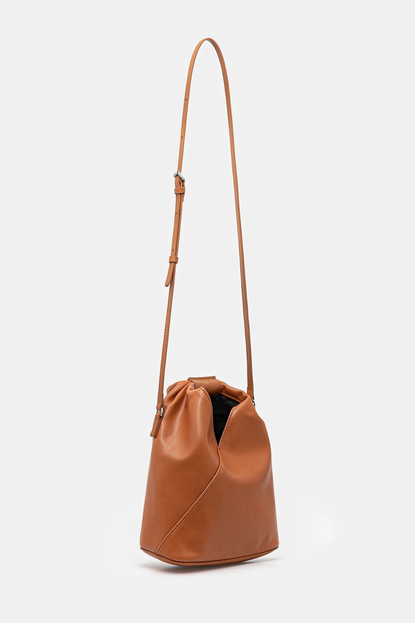 Сумочка MM6 Maison Margiela цвет коричневый SB6WD0026.P4313.T2222 Сумочка MM6 Maison Margiela цвет коричневый SB6WD0026.P4313.T2222