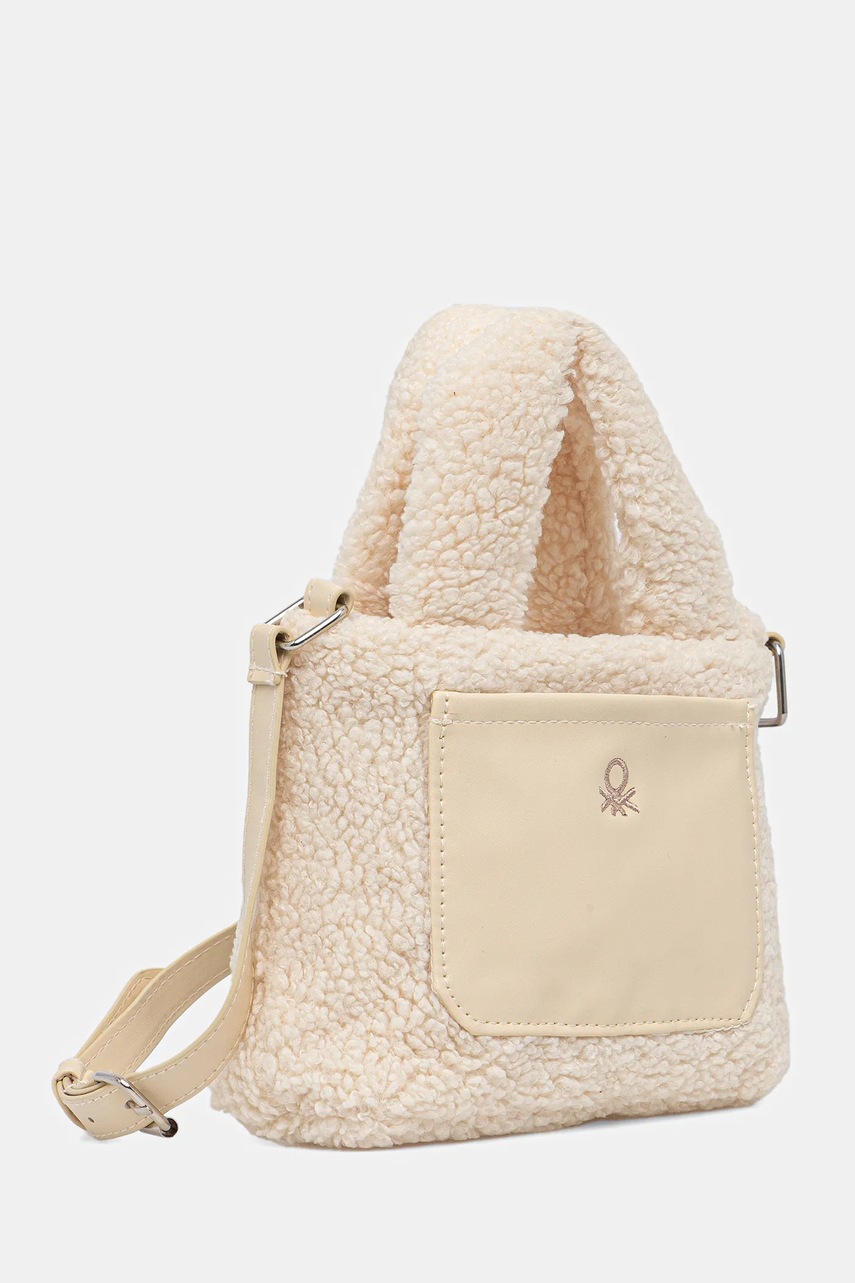 Детская сумочка United Colors of Benetton цвет бежевый 67EECY02C Детская сумочка United Colors of Benetton цвет бежевый 67EECY02C