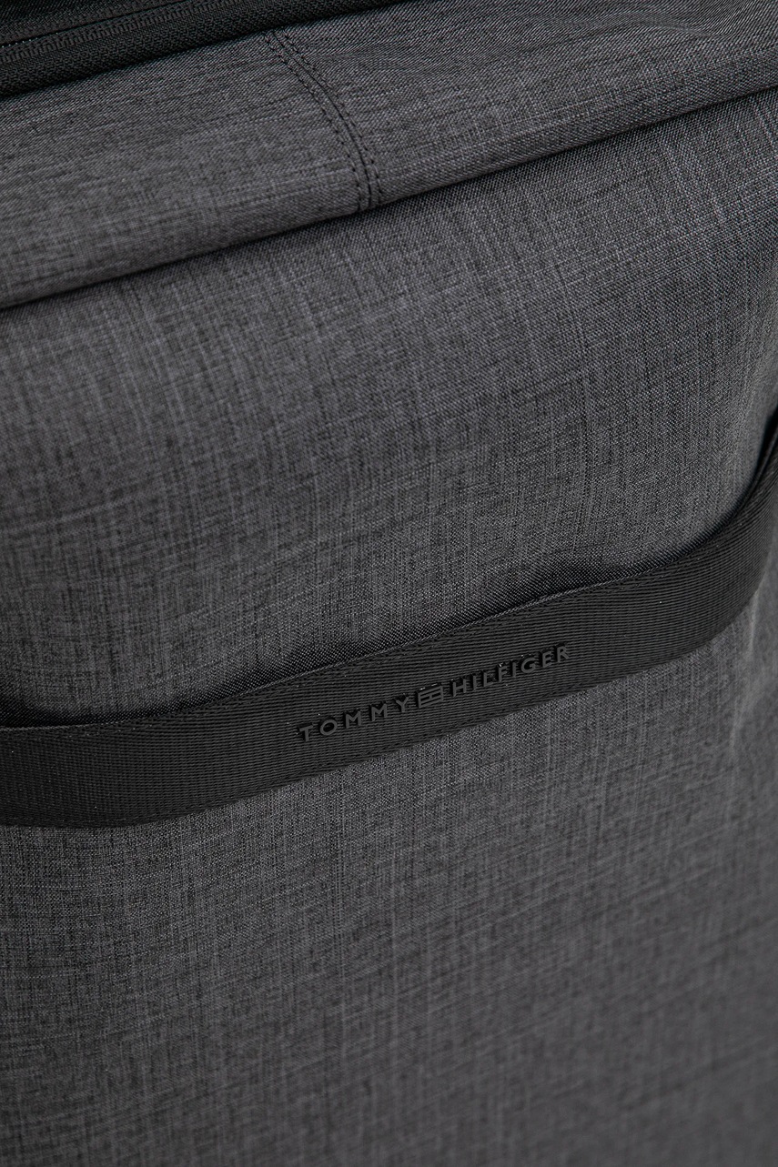 Βαλίτσα Tommy Hilfiger χρώμα: γκρι, AM0AM13554 φωτογραφία