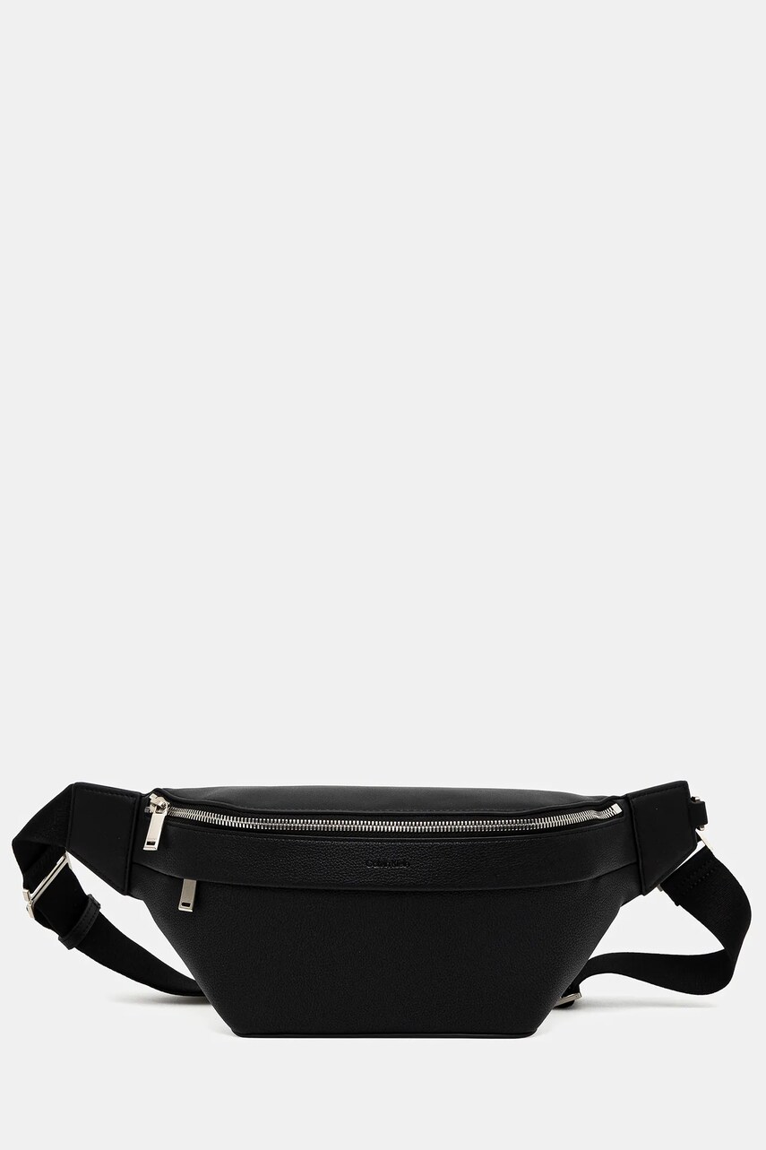 Levně Ledvinka Calvin Klein černá barva, LV04D3002G