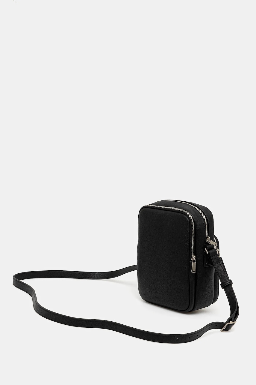 Сумка Calvin Klein цвет чёрный LV04D3076G Сумка Calvin Klein цвет чёрный LV04D3076G
