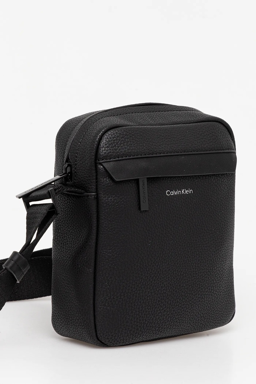 Сумка Calvin Klein цвет чёрный LV04D3083G