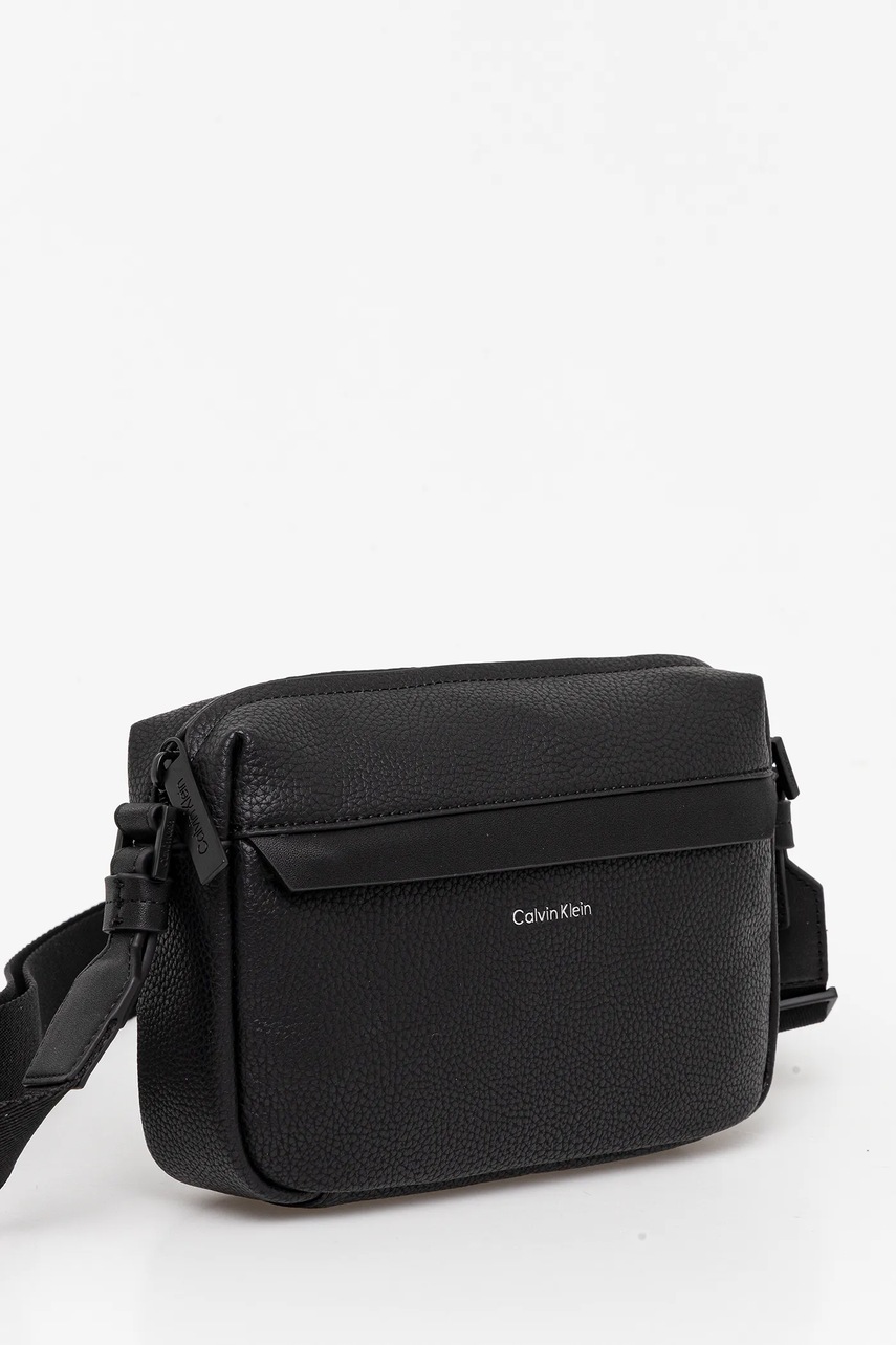 Сумка Calvin Klein цвет чёрный LV04D3084G