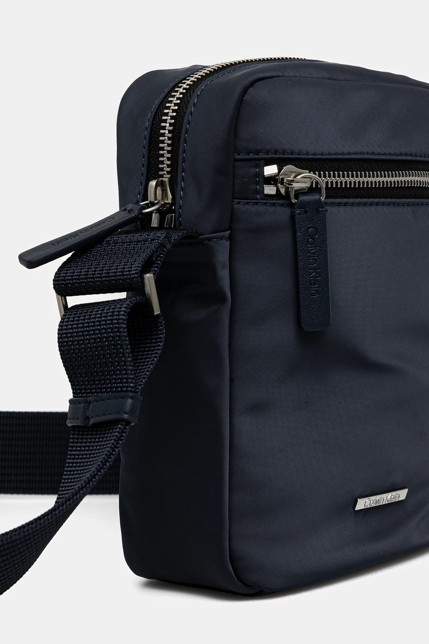 Calvin Klein táska sötétkék, LV04D3176G termék 2. képe
