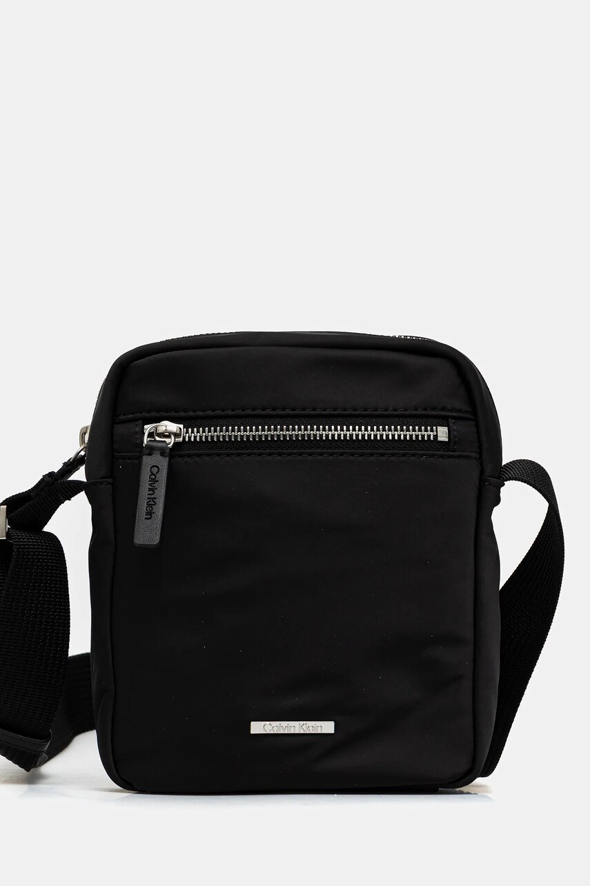Levně Taštička Calvin Klein černá barva, LV04D3176G