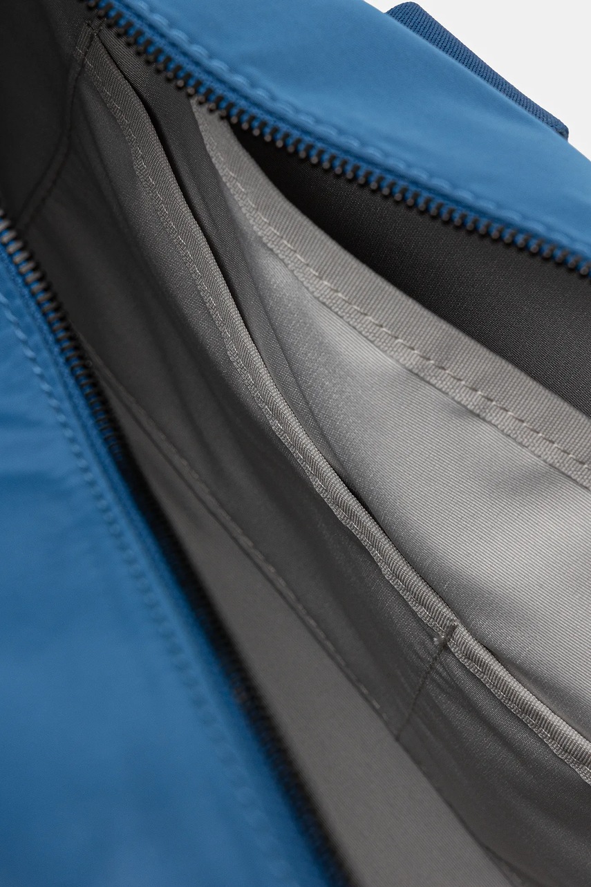 Τσάντα Calvin Klein φωτογραφία