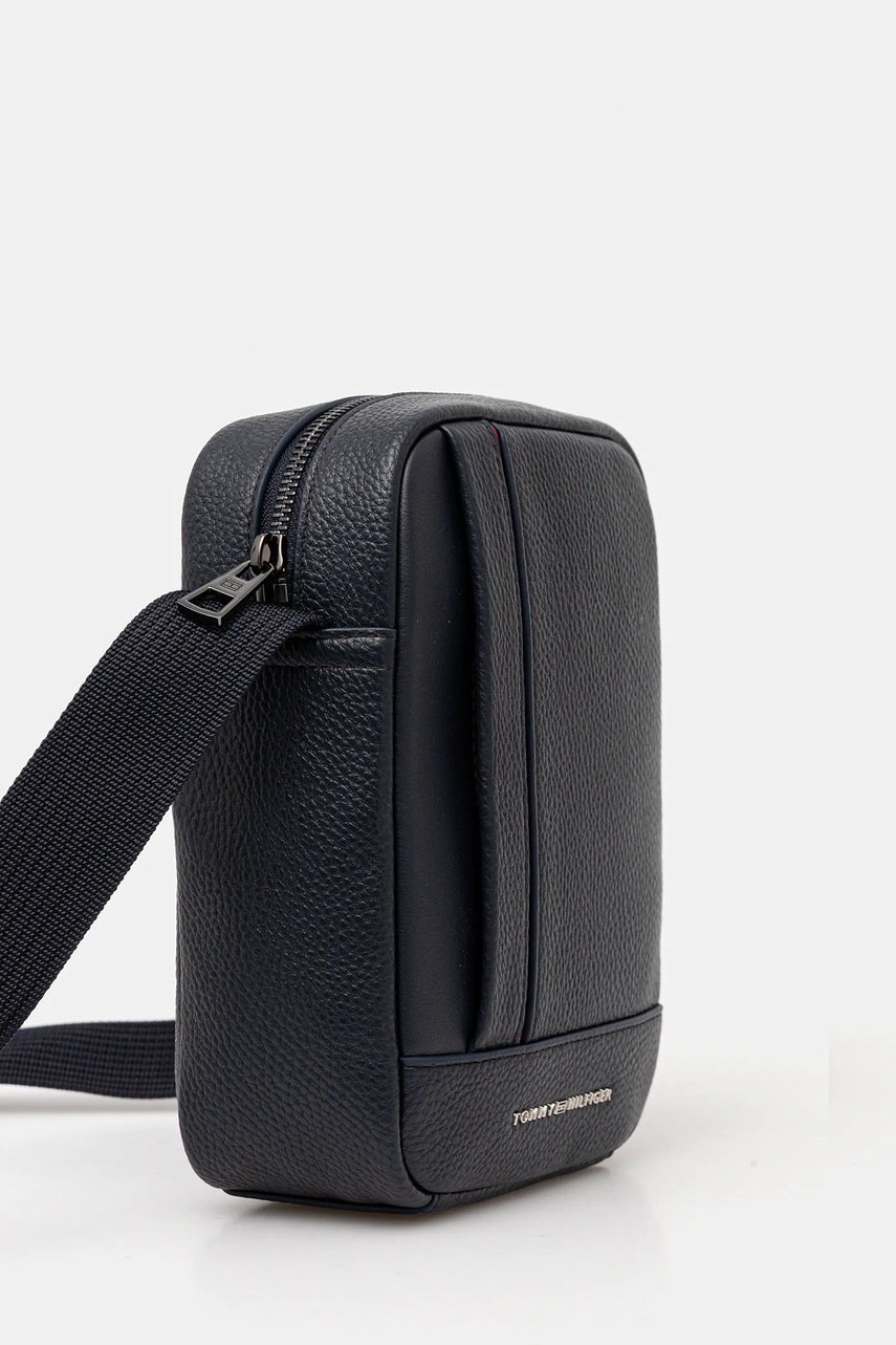 Сумка Tommy Hilfiger цвет синий AM0AM13632