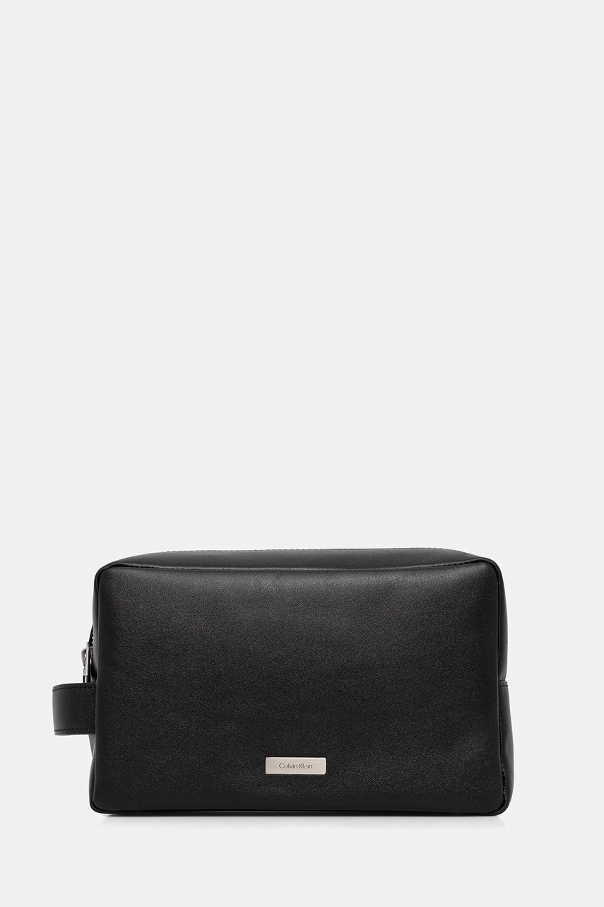 Levně Kožená kosmetická taška Calvin Klein černá barva, LV04D1132G