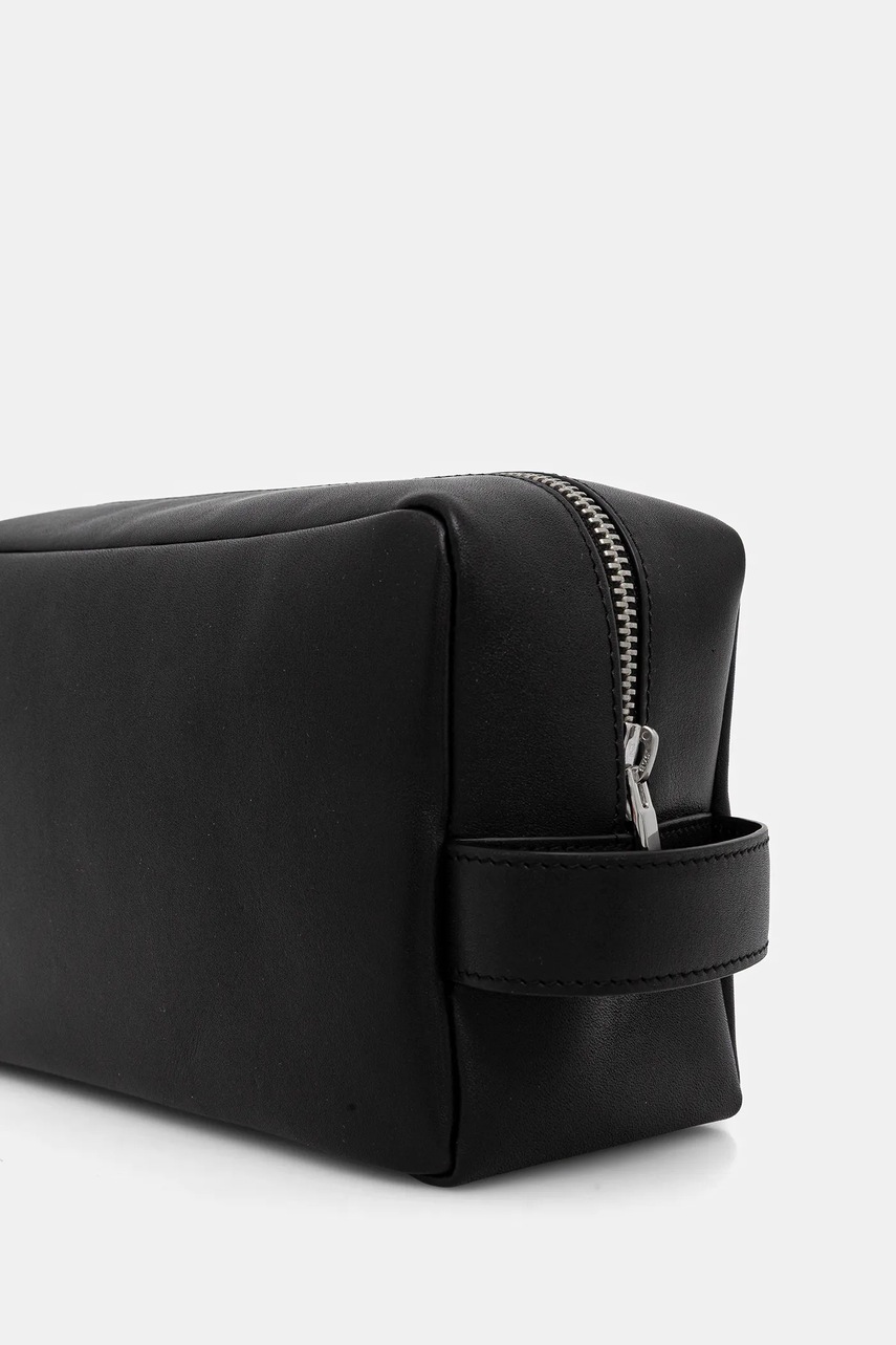 Кожаная косметичка Calvin Klein цвет чёрный LV04D1132G