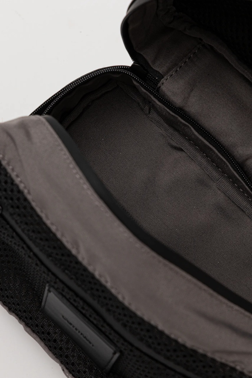 Νεσεσέρ καλλυντικών Calvin Klein φωτογραφία