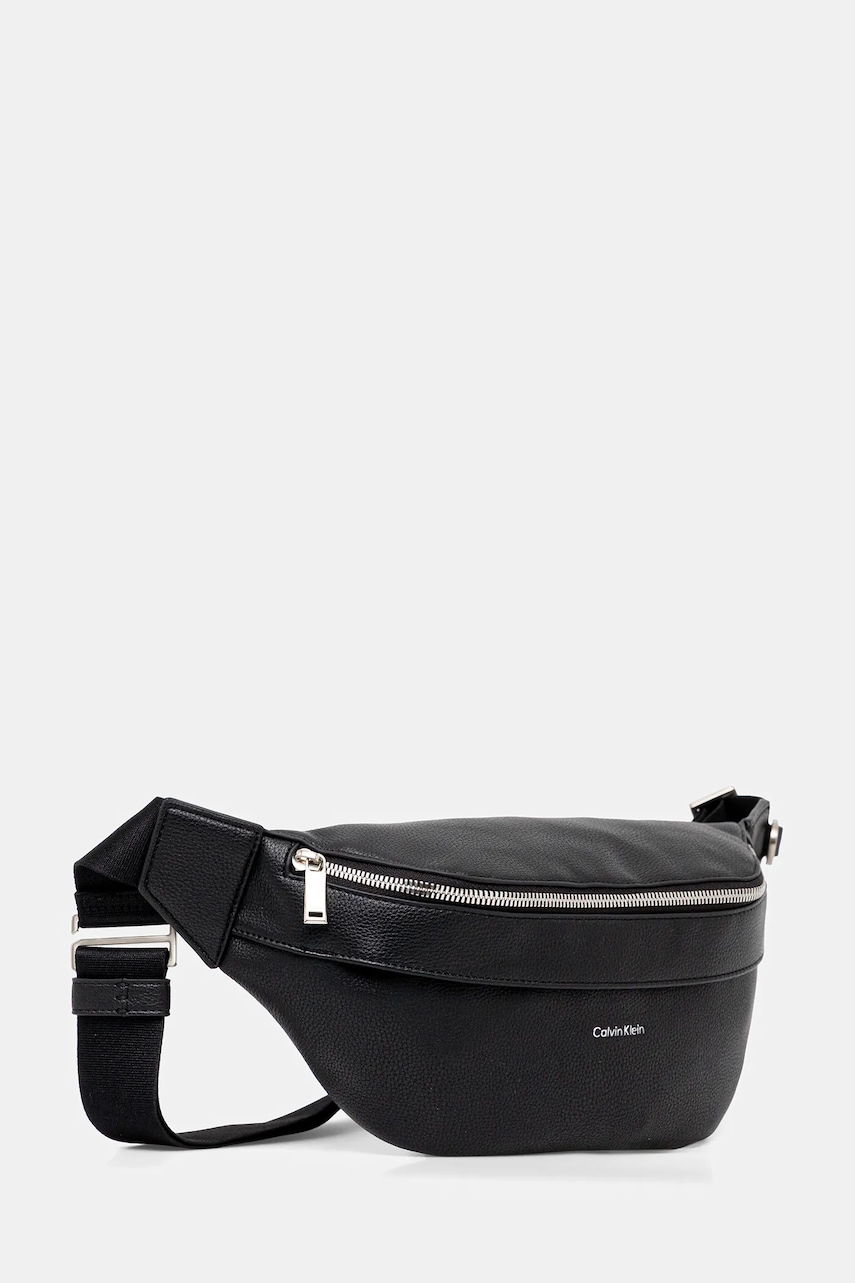Сумка на пояс Calvin Klein цвет чёрный LV04D3161G Сумка на пояс Calvin Klein цвет чёрный LV04D3161G
