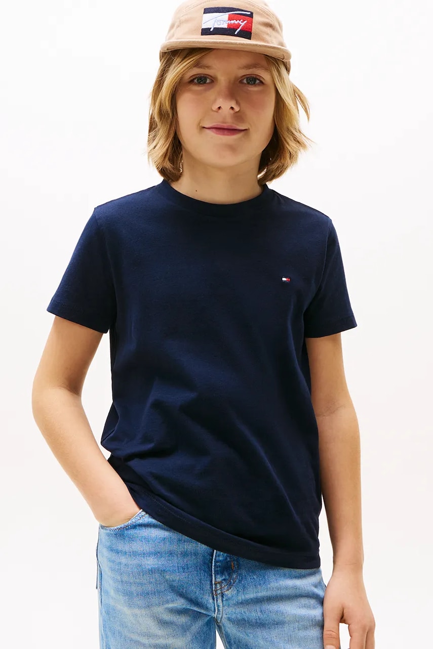 Levně Dětské bavlněné tričko Tommy Hilfiger tmavomodrá barva, KB0KB06879