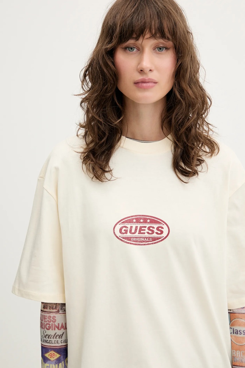 Βαμβακερό μπλουζάκι Guess Originals χρώμα: μπεζ, M5YI55 K8FQ4 φωτογραφία