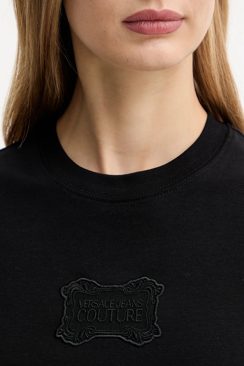 Μπλουζάκι Versace Jeans Couture χρώμα: μαύρο, 79HAHC01 CJ02C φωτογραφία